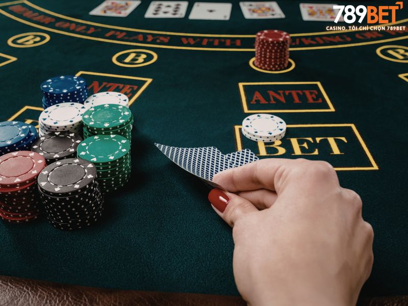 Những dấu hiệu nhận biết thời điểm nên bẻ cầu Baccarat